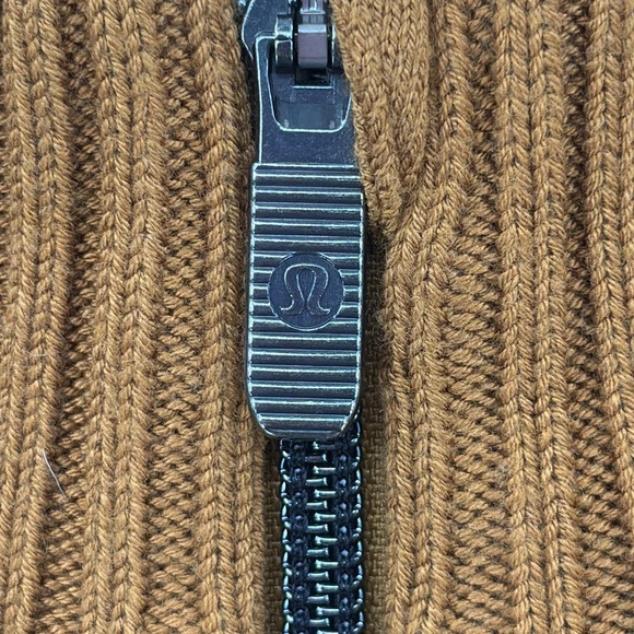 Lululemon Softer Still Wrap Sweater in Spiced Bronze - Size XS/Small - Picture 7 of 10